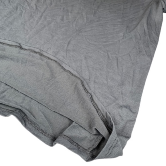 NWT Isabel Maternity Short Sleeve Tee - Picture 3 of 4